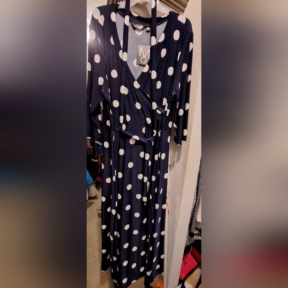 New-Navy Blue & White Wrap Belted Maxi Dress,Sz 3x, Both sides has belt loops..